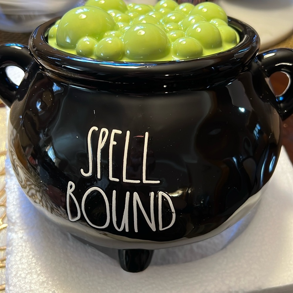 Rae Dunn ”Spell Bound” Cauldron